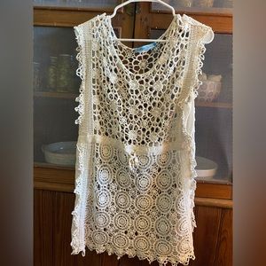Solitaire Swim coverup size small boho crochet